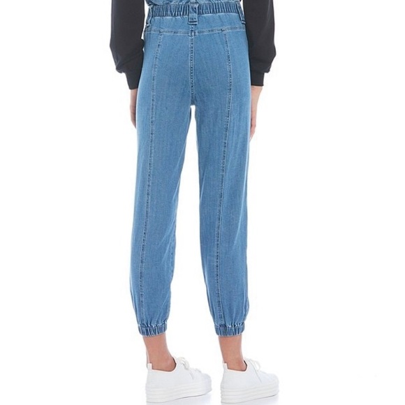 Frayed Jogger Jeans - Picture 4 of 9